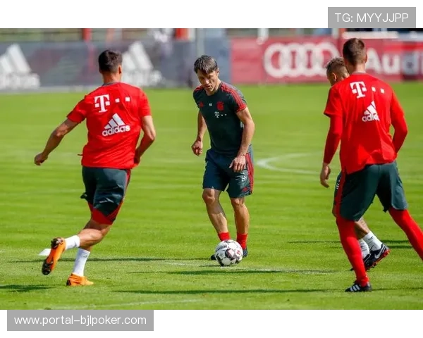 拜仁控球率66%完成11次射门8次射正,效率极高 拜仁控球率66%完成11次射门8次射正,效率极高